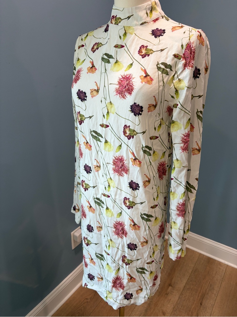 & Other Stories Los Angeles Atelier Floral Mock Neck Open Back Mini Dress US 6 - Picture 2 of 9